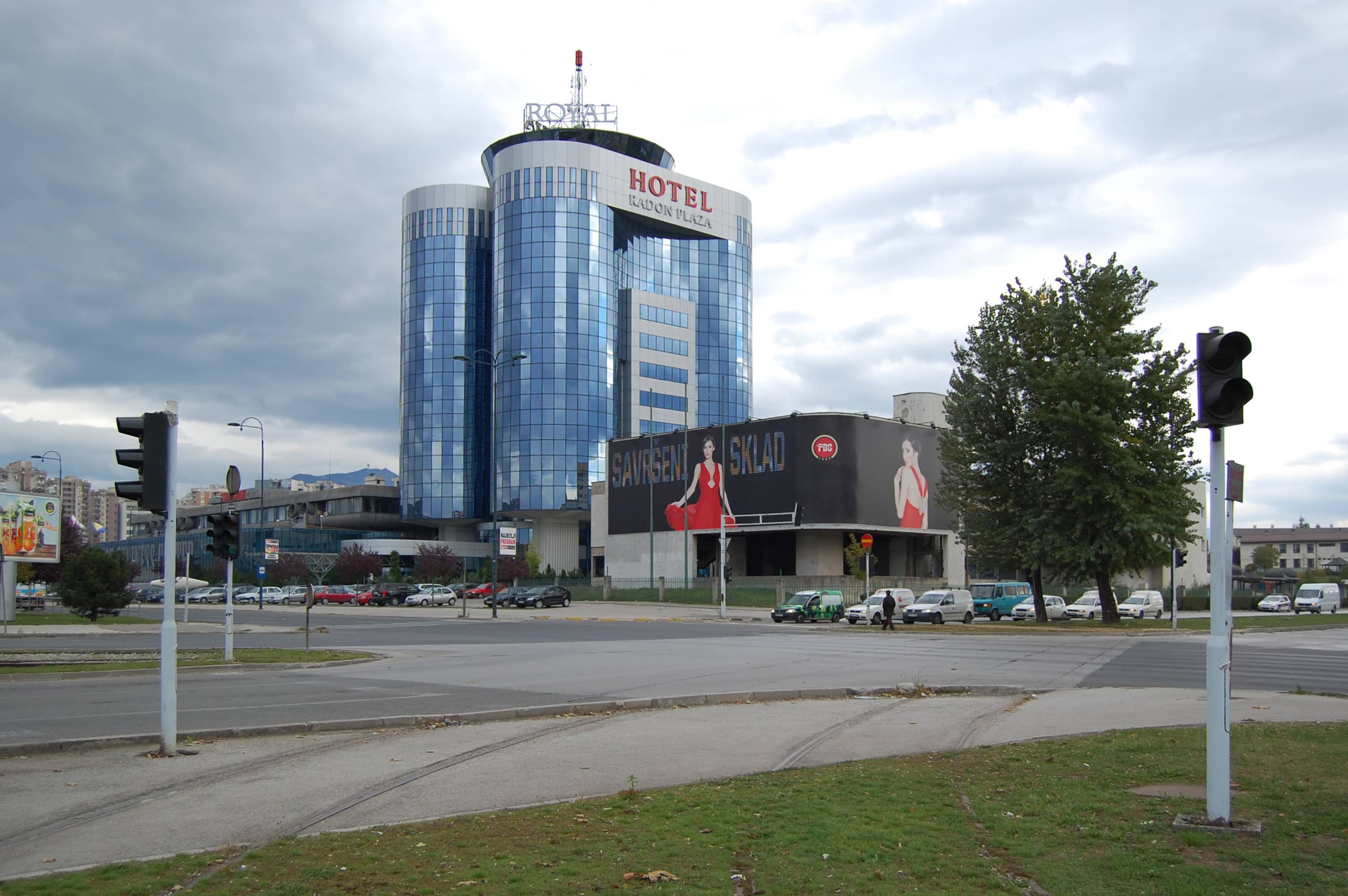 Local Cafes & Bakeries