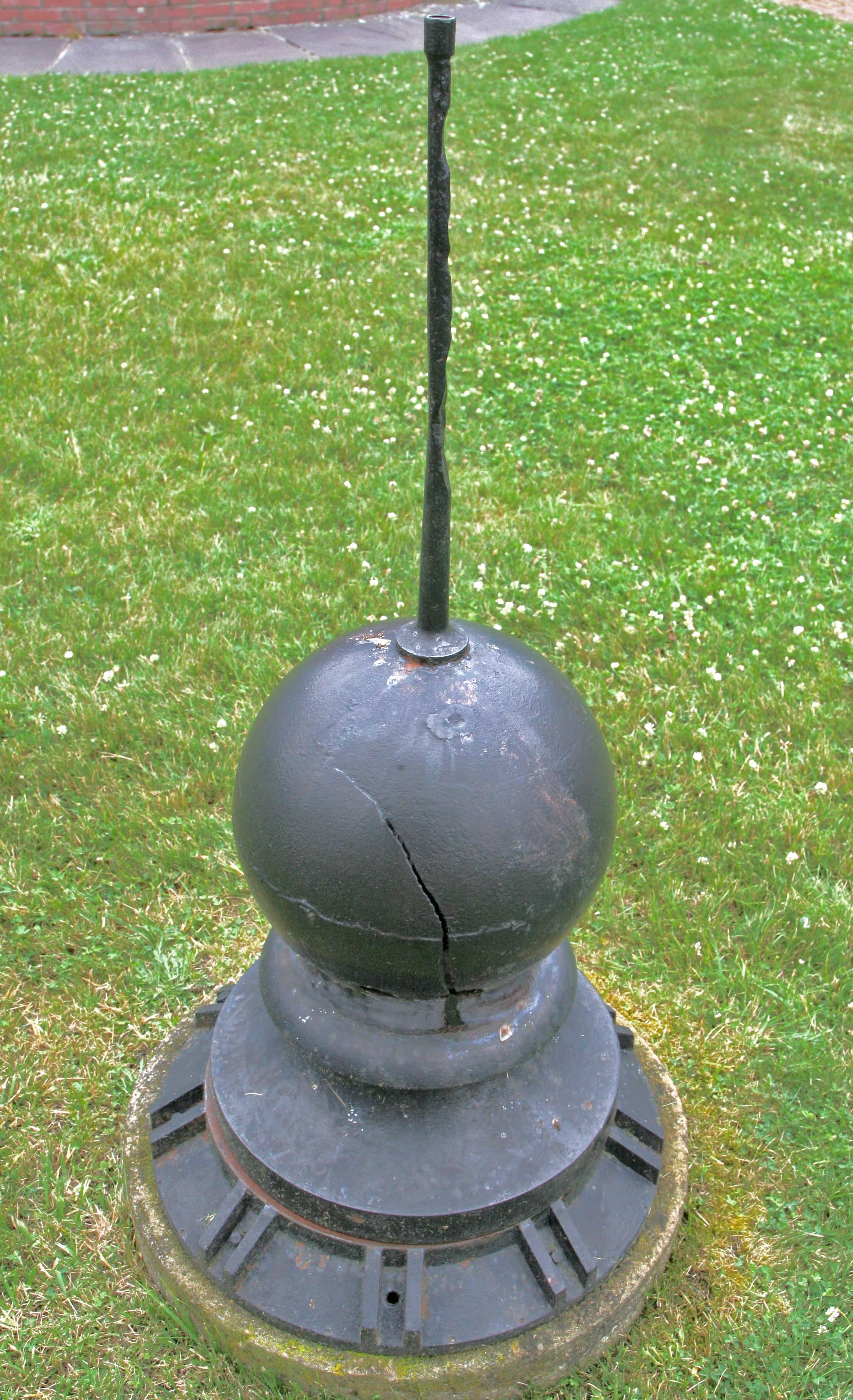 Outdoor Exhibits & Gardens