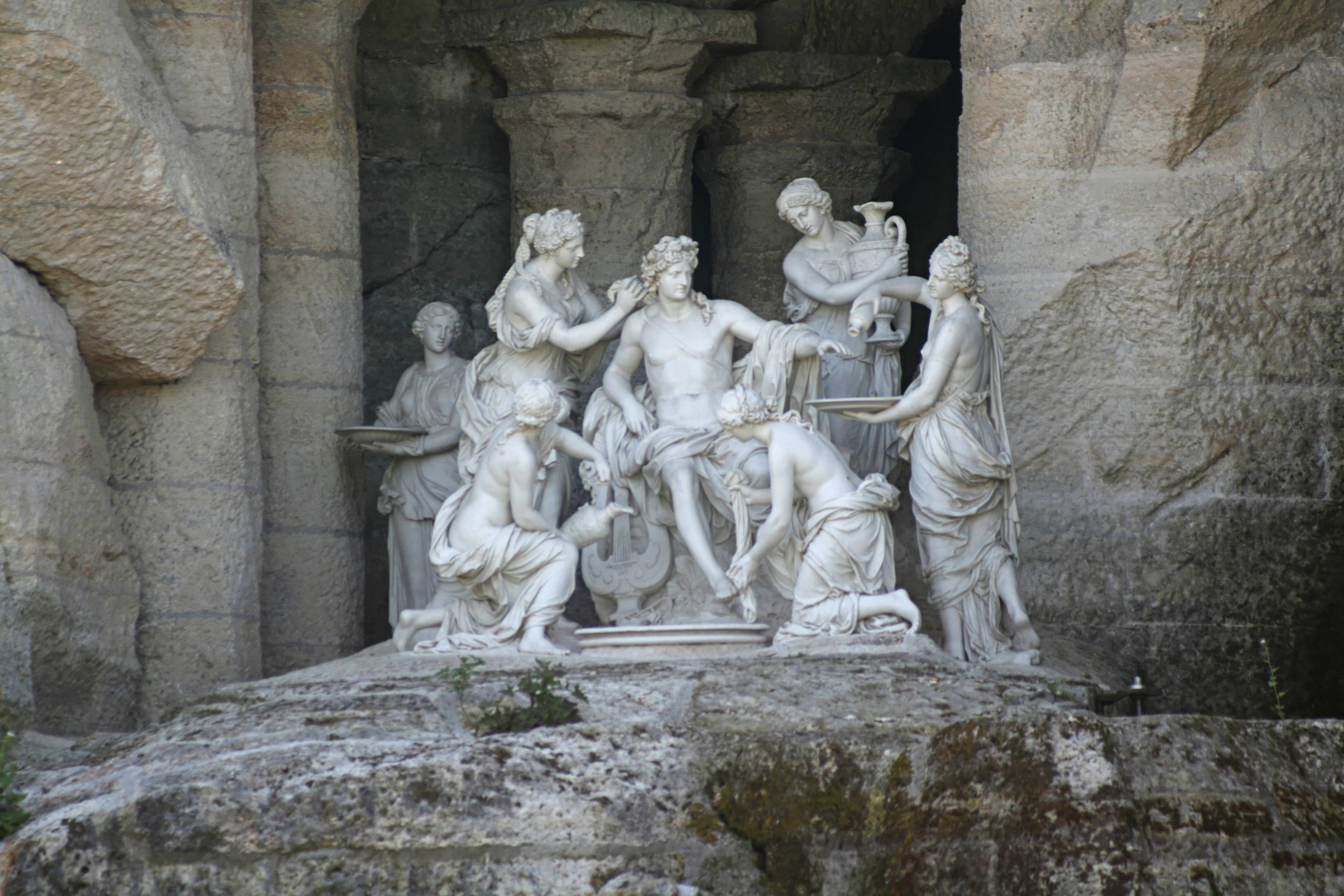 Sculptural Grandeur