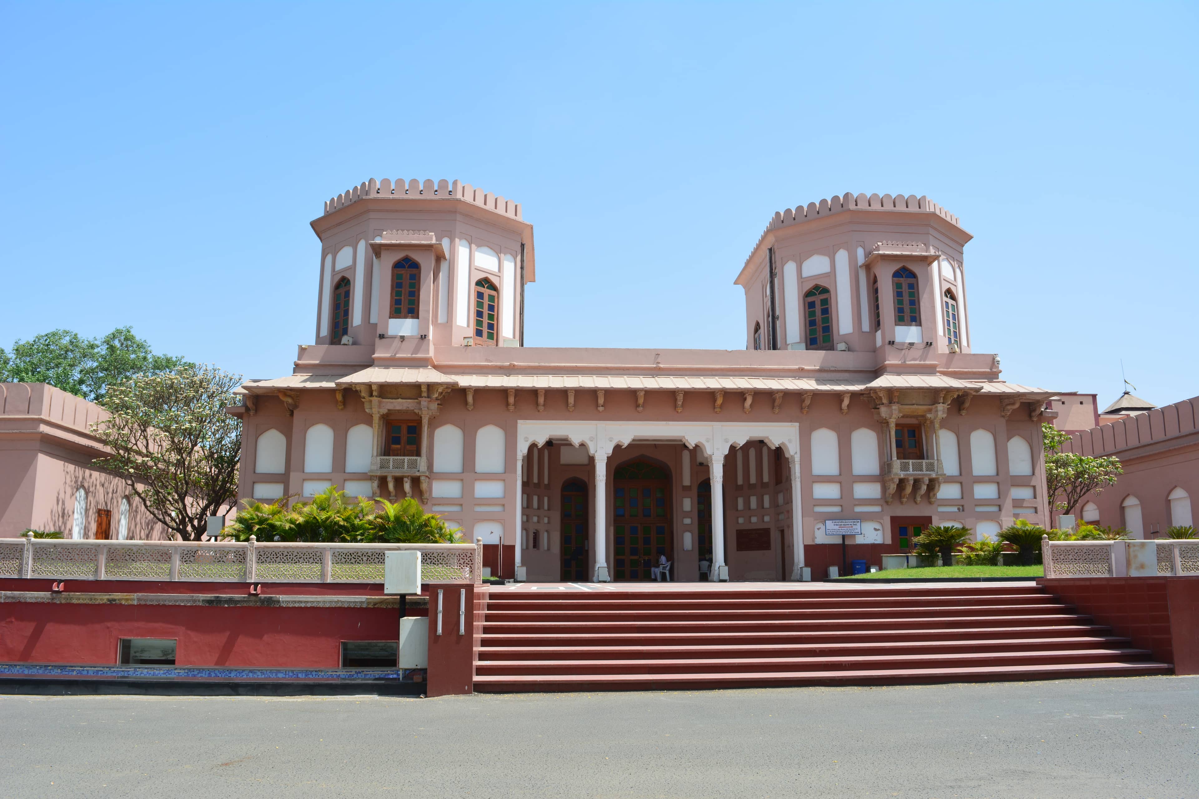 Moti Shahi Mahal Palace