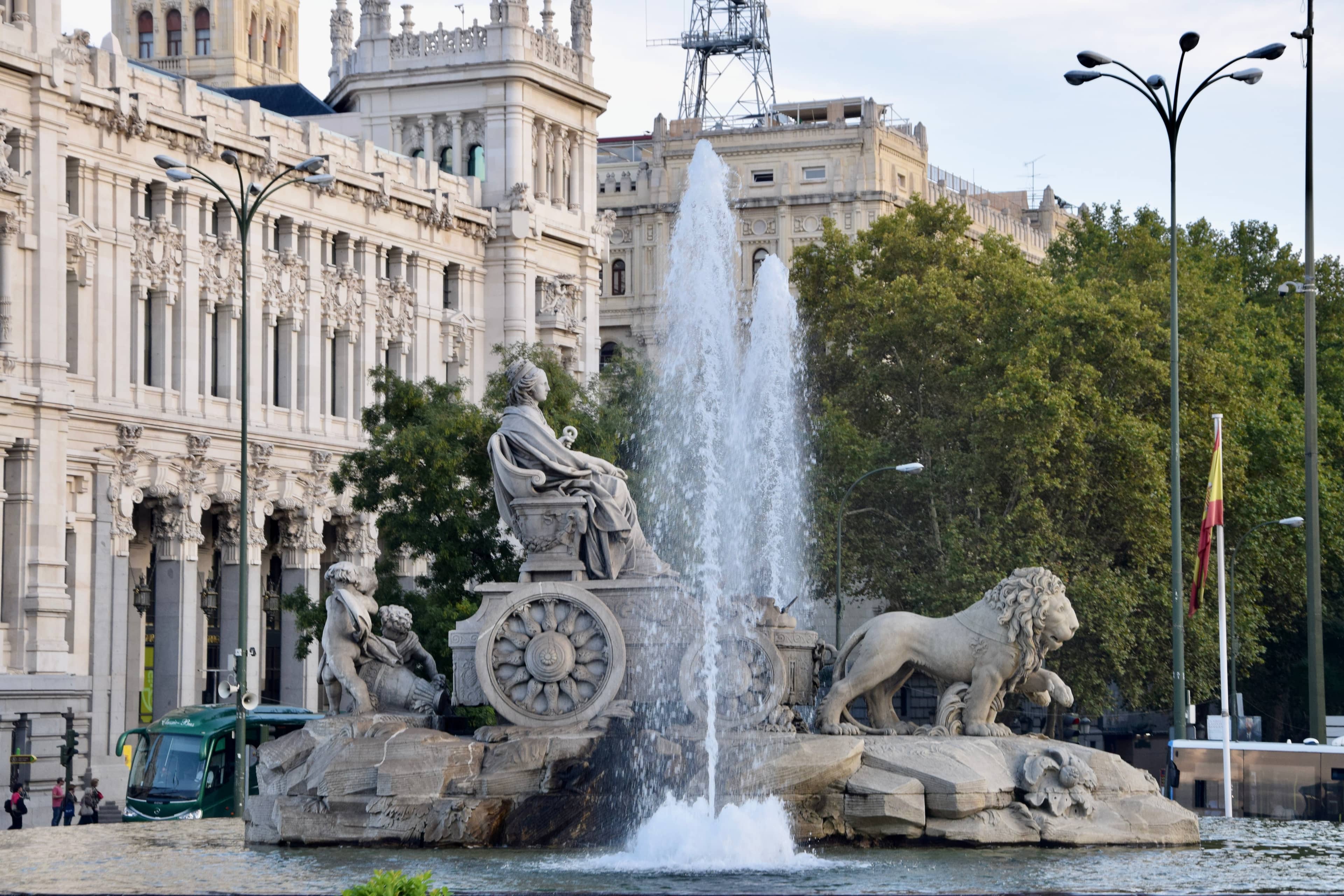 Neptune Fountain Grandeur
