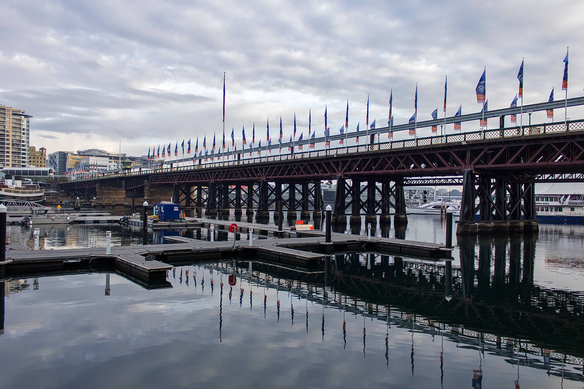 Darling Harbour Views