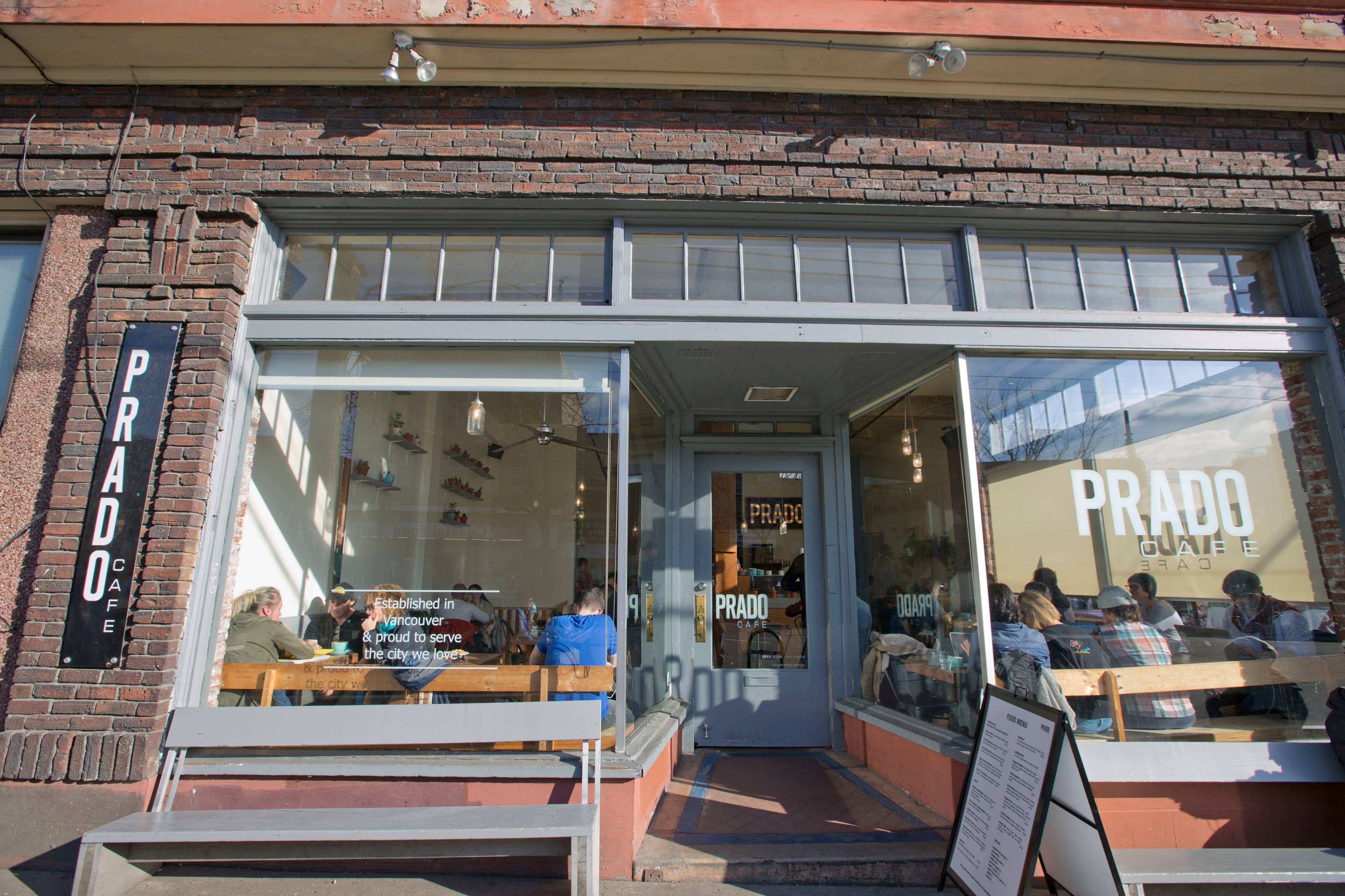 Community Hubs & Cafes