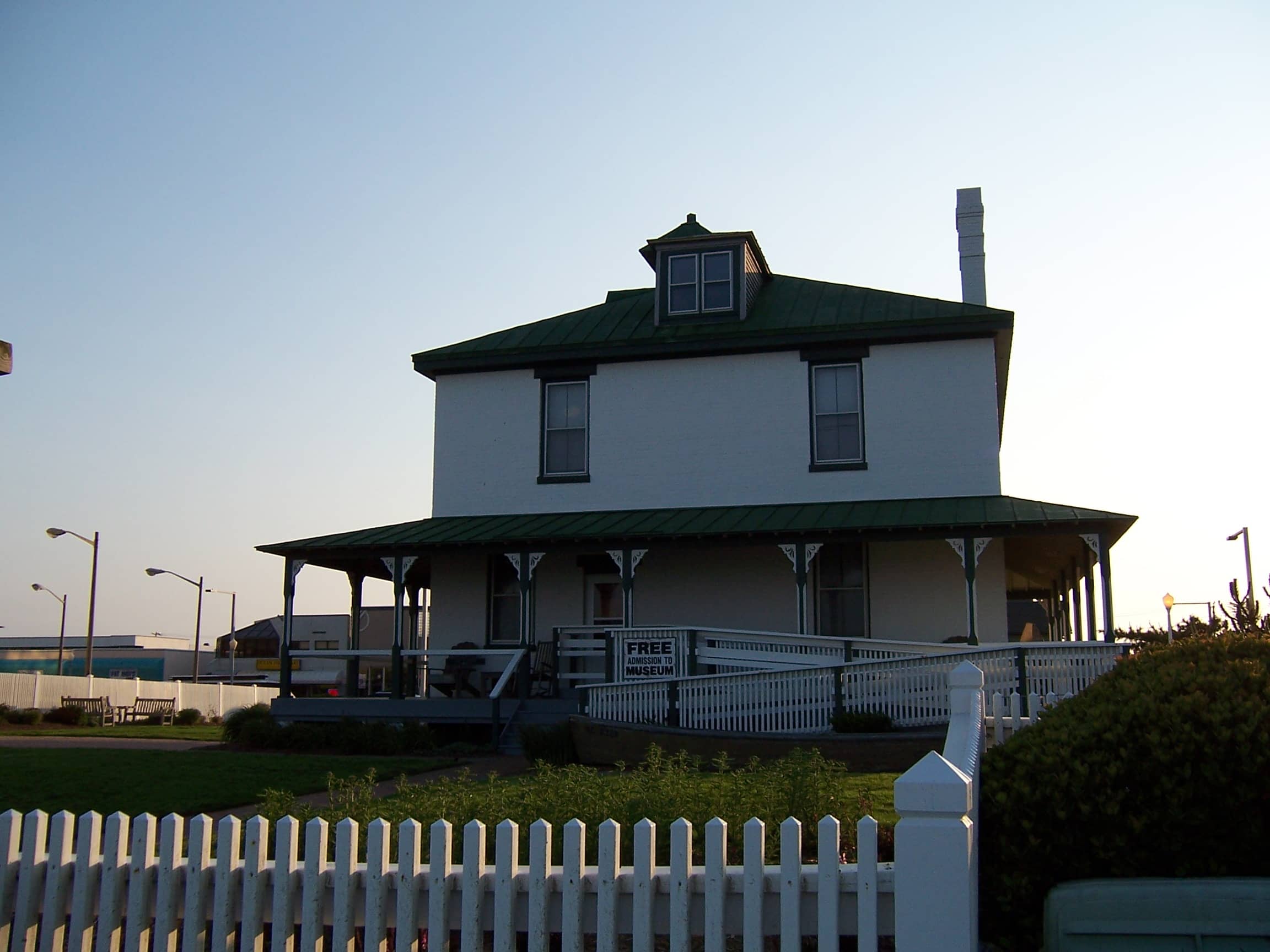 Historic de Witt Cottage