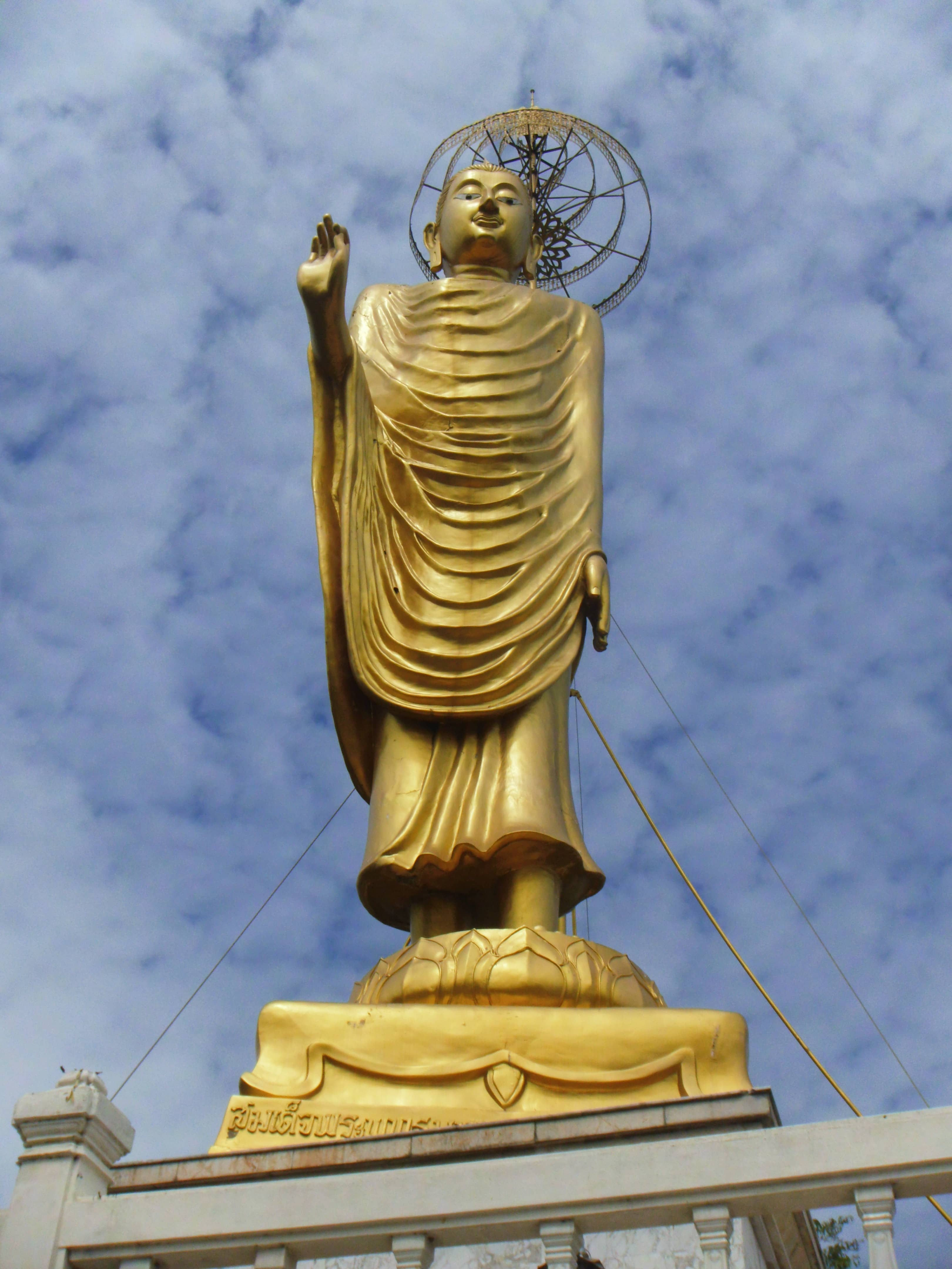 Grand Golden Buddha