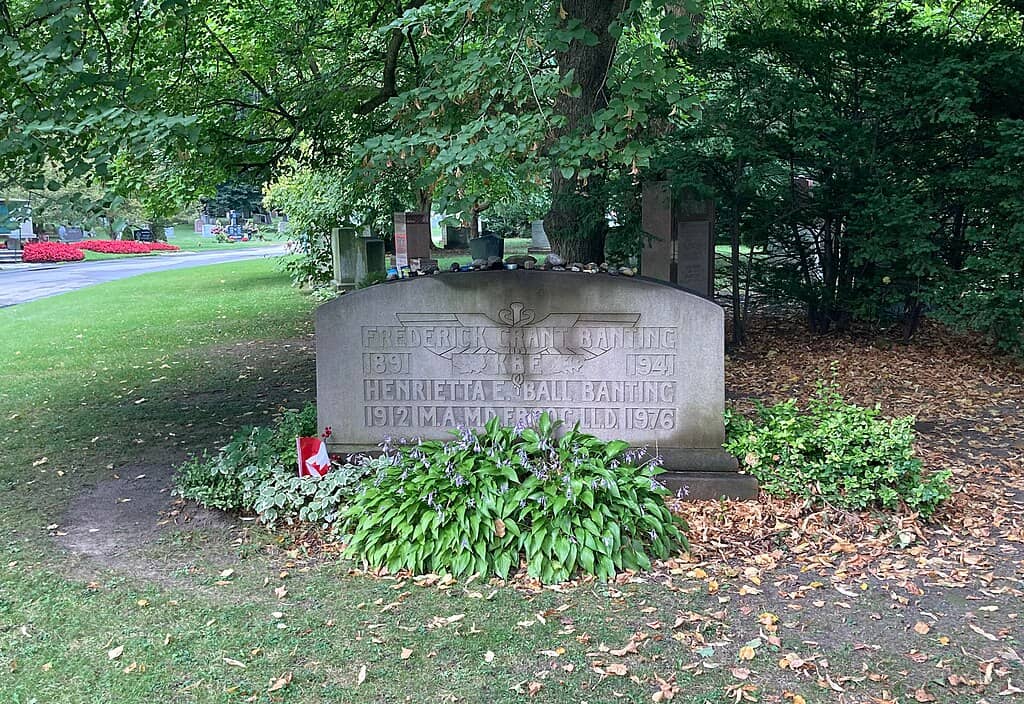 Frederick Banting's Monument