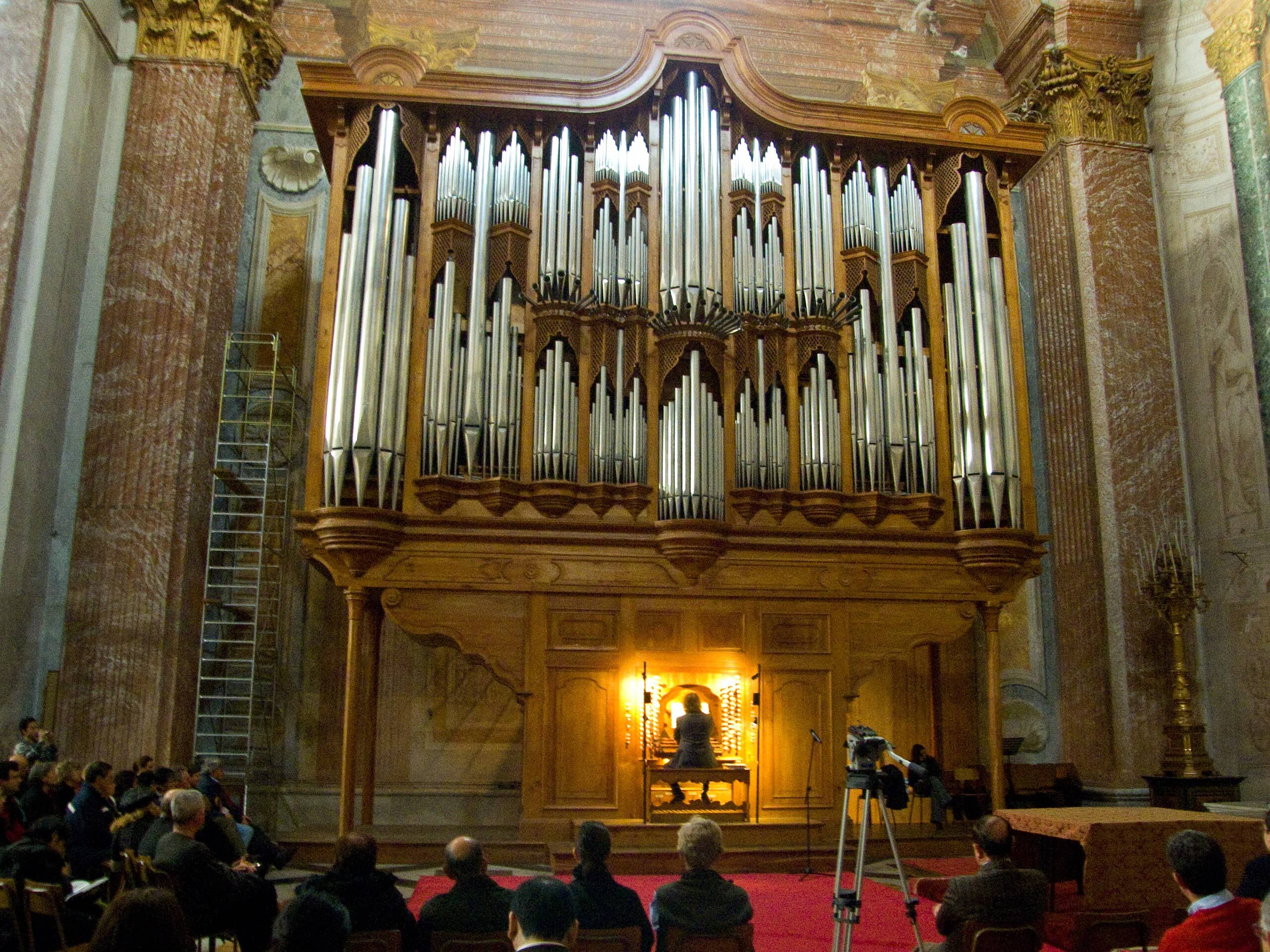 Monumental Organ