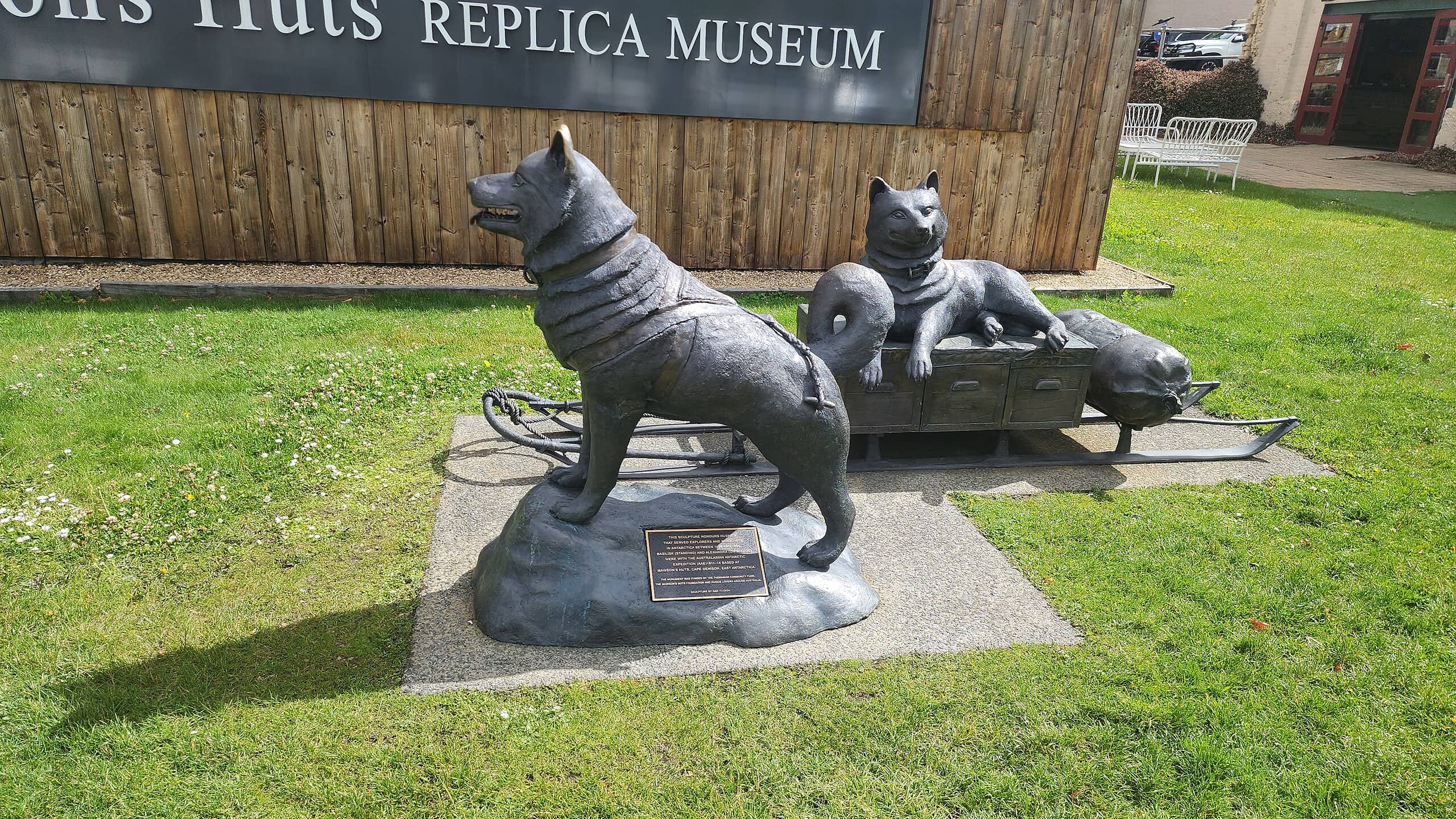 Husky Statues