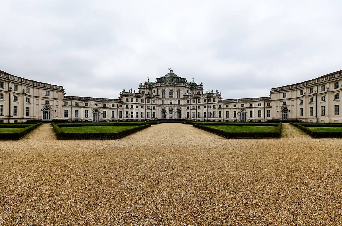 Royal Apartments