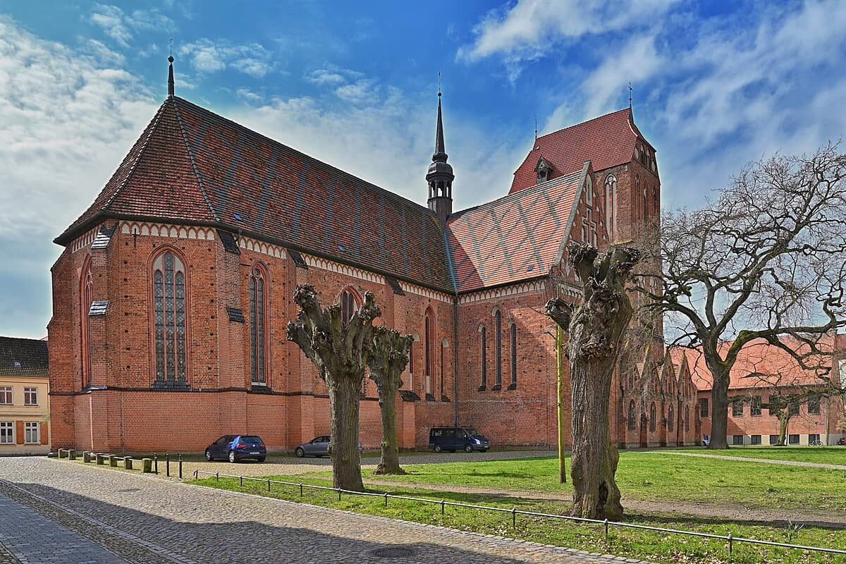 Güstrow City Center Gem