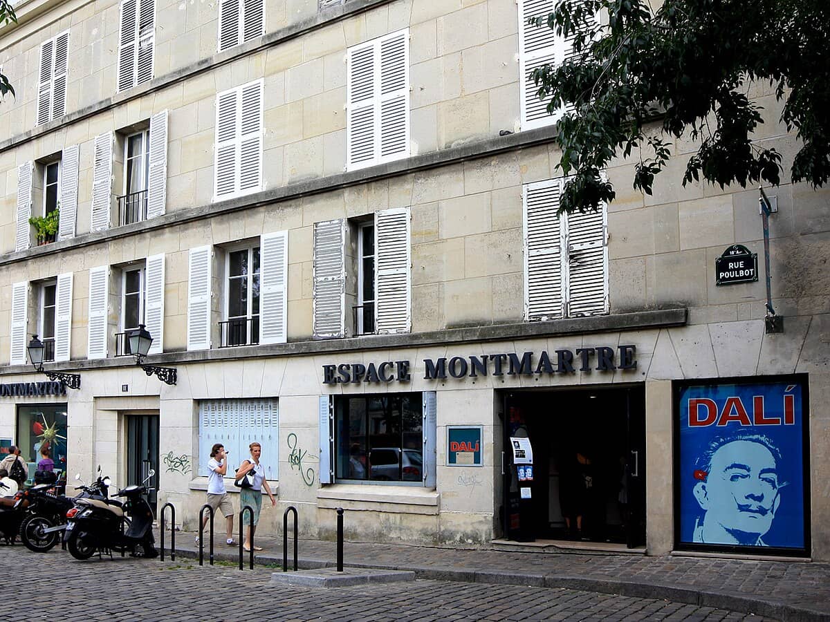 The Montmartre Connection