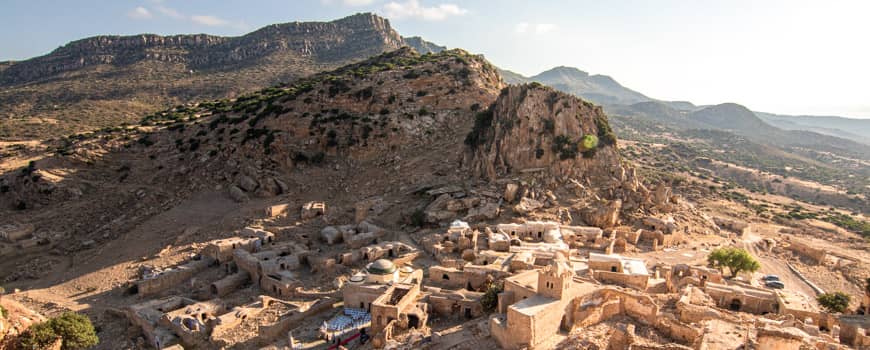 Panoramic Mountain Views