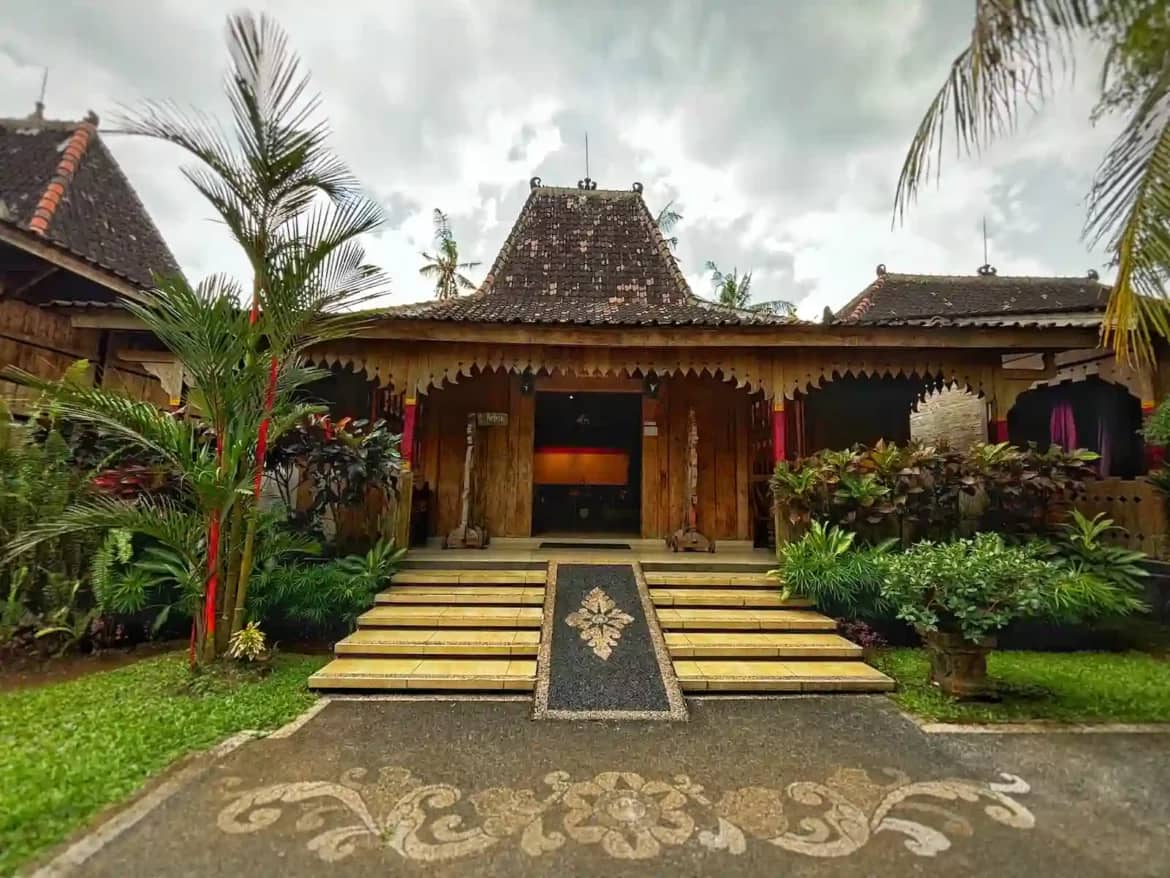 Traditional Javanese Architecture