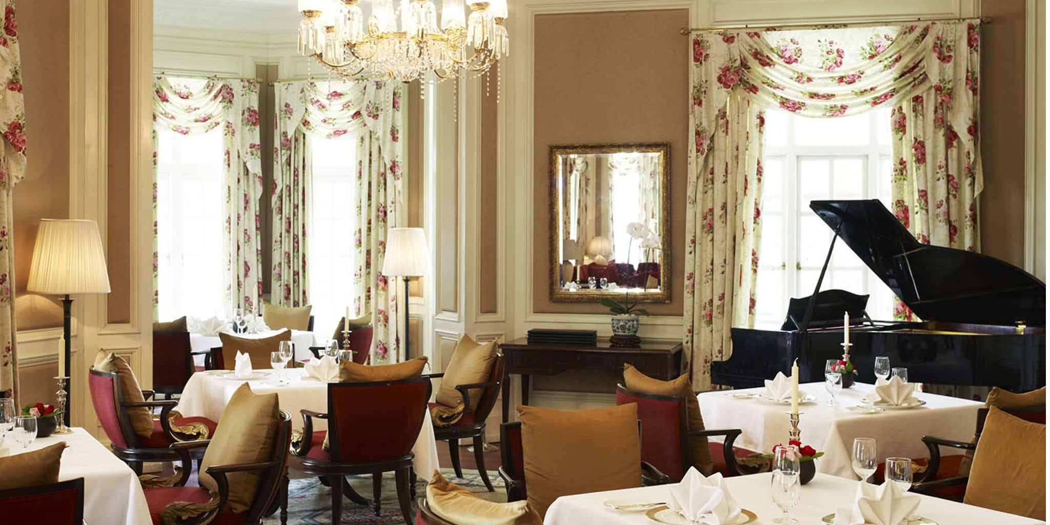 Genteel Suites & Dining