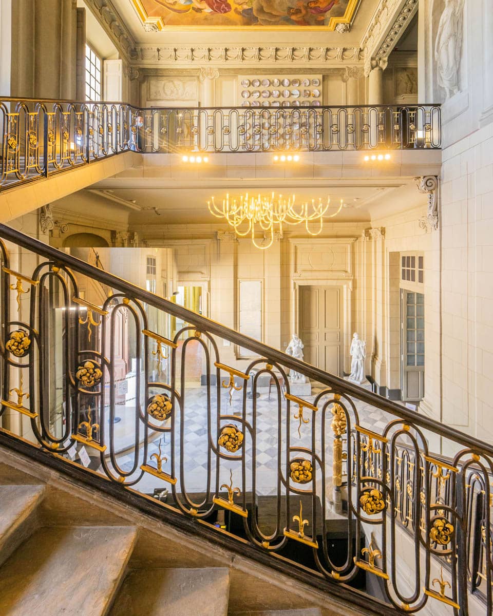 Stately 18th-Century Architecture