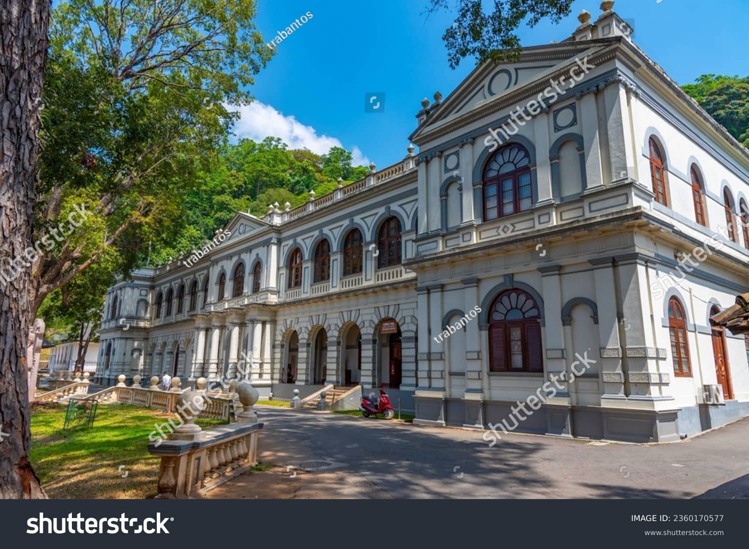 Victorian-Era Architecture
