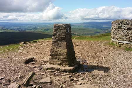 Pen-y-Ghent Summit